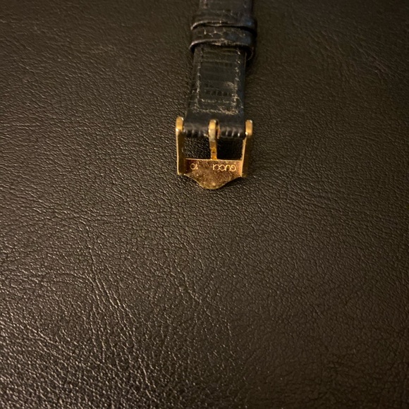Vintage Gucci Watch purchased in early 90s - Picture 10 of 10